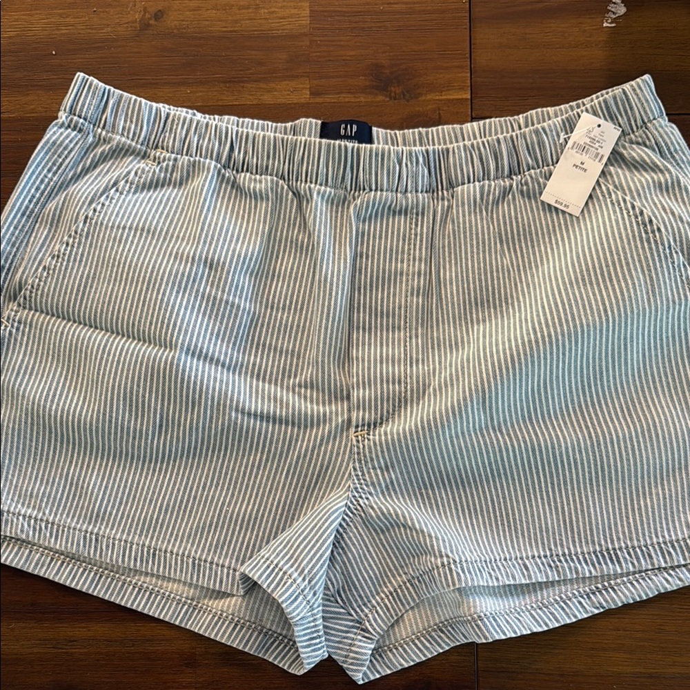 NWT Gap Denim Elastic Waist Shorts